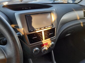 Subaru Forester 4×4 2,0 110 KW SH STK - 8