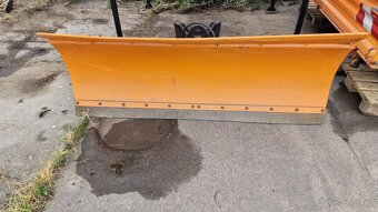 sypač a sněhová radlice na MULTICAR - 8