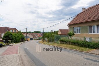 Prodej pozemku pro bydlení, 889 m2 - Svatoslav, ev.č. 00027 - 8