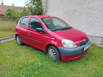 Prodám Toyotu Yaris 1,0l - 8