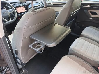 VW Touran Highline 2.0TDI 110kW DSG r.v.24 Taž. 7-míst 22tkm - 8
