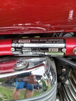 Suzuki VS 600 Intruder - 8