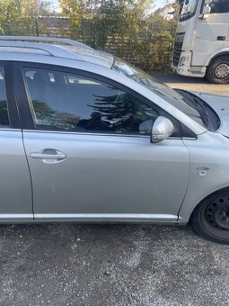 Toyota Avensis t25 2008 110kw 2.2 d4d - 8