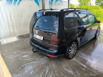 Volkswagen Touran 2.0tdi 103 kW + chip cca 128 kw - 8