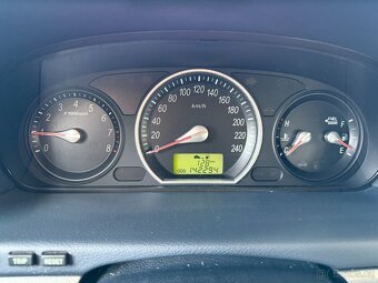 Hyundai Sonata, 2.4 119 kW Webasto - 8