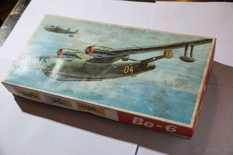 spousta modelů letadel 1/72 - 8