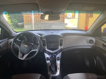 CHEVROLET CRUZE - 8