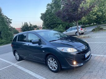 Mazda 5 - 8