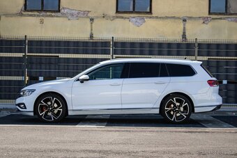 Volkswagen Passat Variant 2.0 TDI EVO Elegance DSG - 8