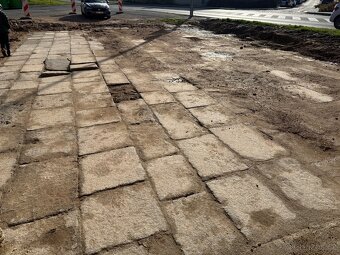 Staré žulové desky - minimální odběr od 15 m2 - 8