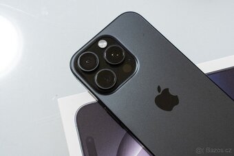 Apple iPhone 16 Pro 128 GB + záruka Alza - 8
