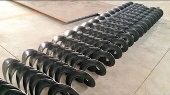 ŠNEKOVY DOPRAVNIK - 8