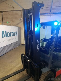 Čelni vysokozdvižný vozík Toyota 02-8FGF15 - 8