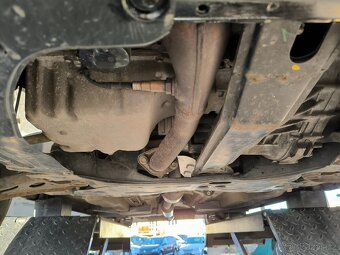 Suzuki SX4 - 8