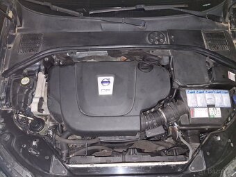 Volvo S80, Summum 2,4 D5 manuál, 151kW - 8