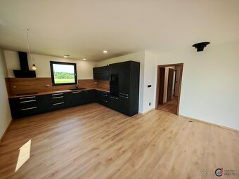 Prodej rodinného domu, 90 m2, Mcely, ev.č. 00576 - 8