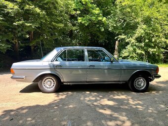 Mercedes-Benz W123 LUX 280E MANUÁL - 8