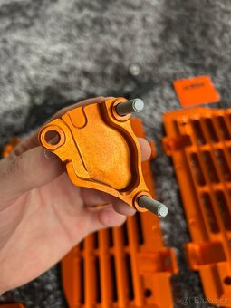 Ktm exc 450/500 cnc sada dielov, chranice - 8
