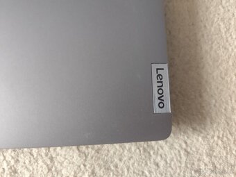 Lenovo IdeaPad Slim 5 14ABR8 - 8