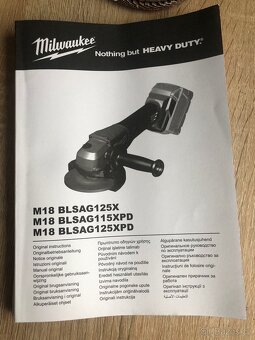 Úhlová bruska milwaukee - 8