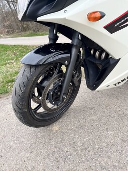 Yamaha XJ6 Diversion F - 8