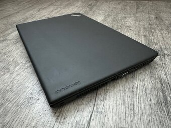 NOTEBOOK LENOVO - i5/SSD disk/WIN11. - 8