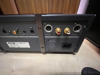 Teac - 8