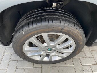 Škoda Yeti, 1.2 TSI 77Kw-NAVI-CLIMATRONIC - 8