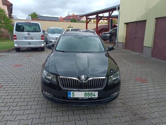 Superb 2.0 Tdi 125 kW DSG combi Elegance - 8