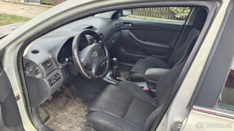 Toyota Avensis 2.0-D4D, 2004. - 8