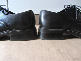 Vintage černé 90s boty kůže plochá špička - 8