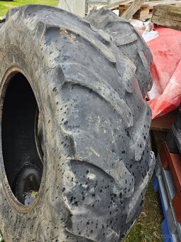 Pneu Firestone 420/85R30 - 8