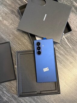 Samsung Z Fold 7 - 8