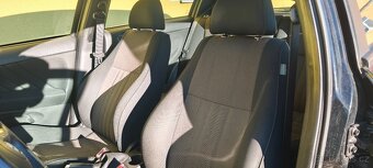 Alfa Romeo 147 1,6 benzín TI - 8