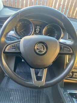 Prodám Škoda Superb - 8