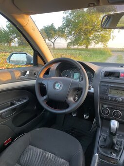 Škoda Octavia 2 SCOUT Combi 2.0TDI - 8