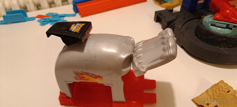 HotWheels - 8