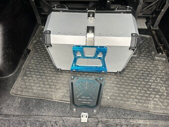 Kufr na motocykl 65L centrální kufr nosič - 8