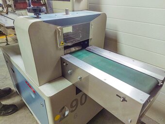 Horizontální balicí stroj Flowpack F250B - 8