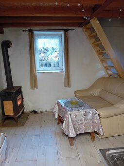 Podnájem malého domku - 8