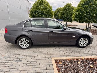 BMW e90 325i MANUÁL SERVISKA - 8