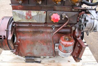 Zetor 6911 6945 motor na opravu - 8