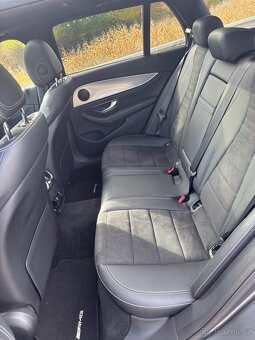 Mercedes-Benz E 220d AMG paket | 143 kW | - 8