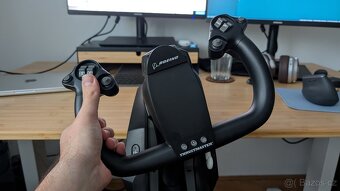 Knipl Herní ovladač pro letecké simulátory - 8