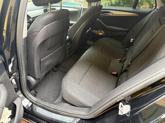 BMW 530d xDrive Touring | 195 kW | 1. majitel v ČR - 8