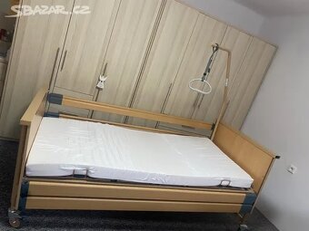 El. polohovací lůžko Burmeier Dali IV - 2 měsíce používané - 8