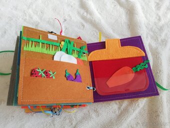 quiet book 17 stran - 8