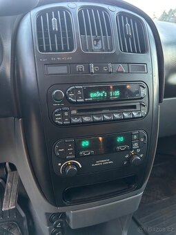 Chrysler Grand Voyager 2.8 CRD Stown Go - 8