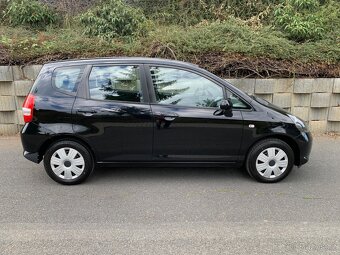 Honda Jazz 1.3 i - 16 V - 8