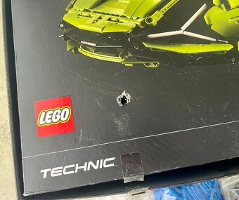 LEGO 42115 Technic - Lamborghini Sián FKP 37 - 8